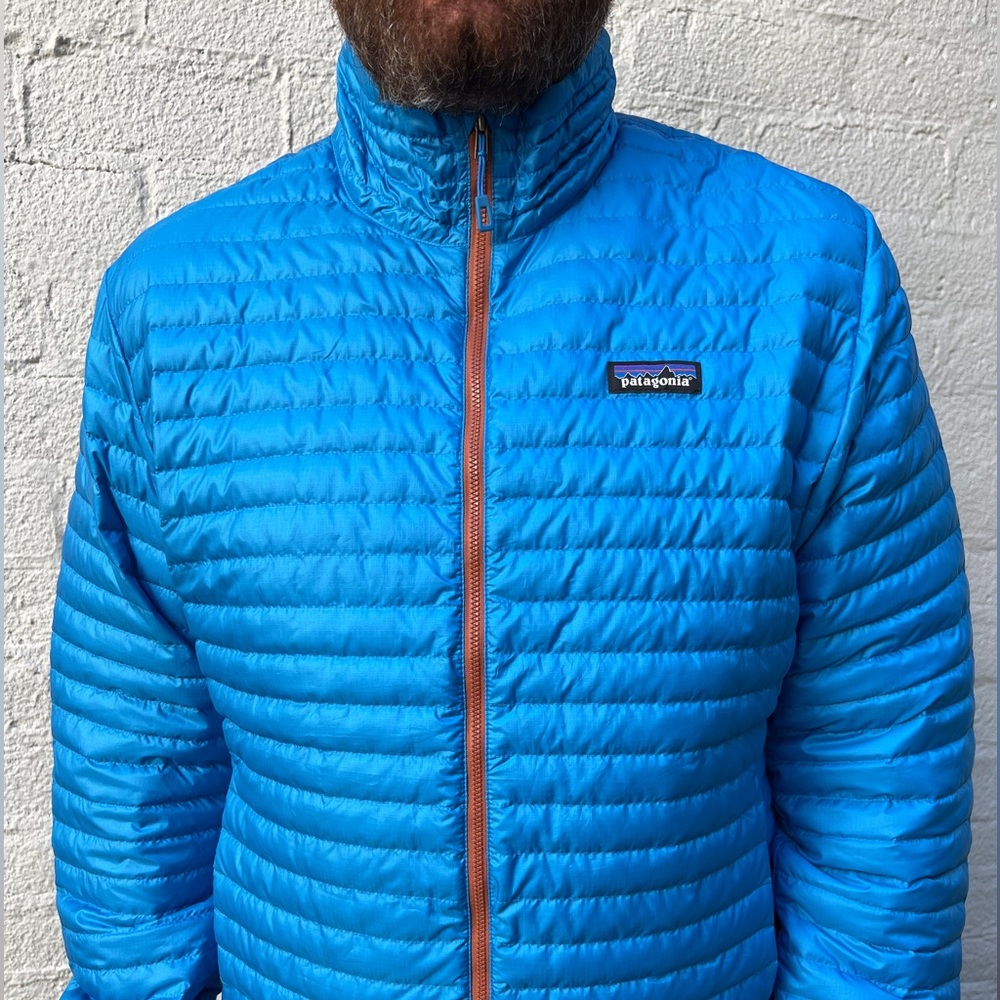 (NWT) Patagonia Blue M’S Down Shirt , Traceable Goose Down 600 Fill, Regular Fit